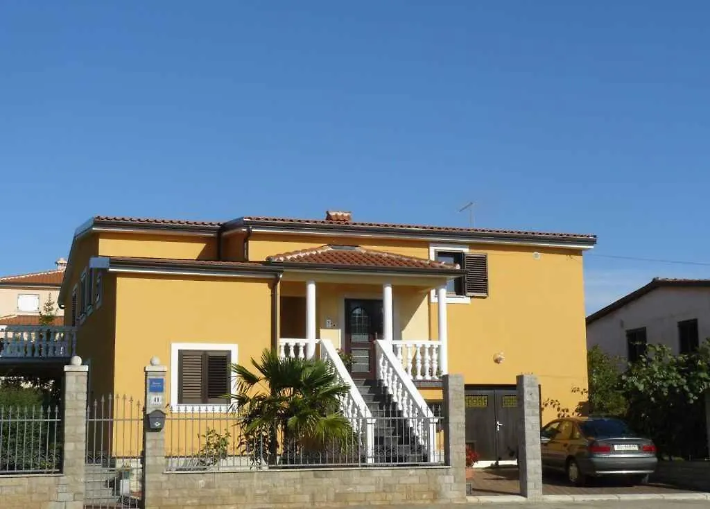 Apartment In Novigrad/Istrien 9607 Karpinjan Croatia