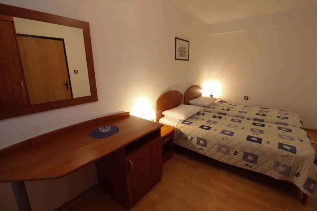 Apartment In Novigrad/Istrien 9607 Karpinjan